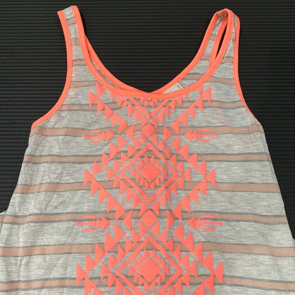 Daytrip tank - Picture 1 of 2